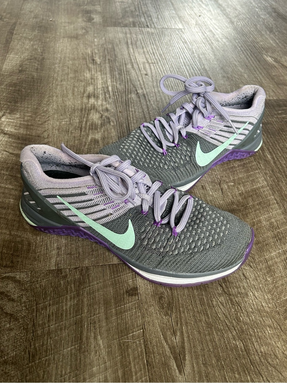 Nike Shoes Metcom DSX FlyKnit Women's Gray Purple Running Sneakers Size 7